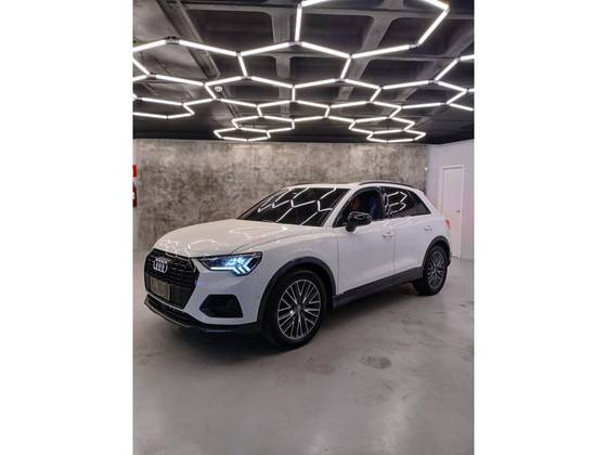 AUDI Q3 1.4 35 TFSI GASOLINA BLACK S TRONIC AUDI Q3 1.4 35 TFSI GASOLINA BLACK S TRONIC